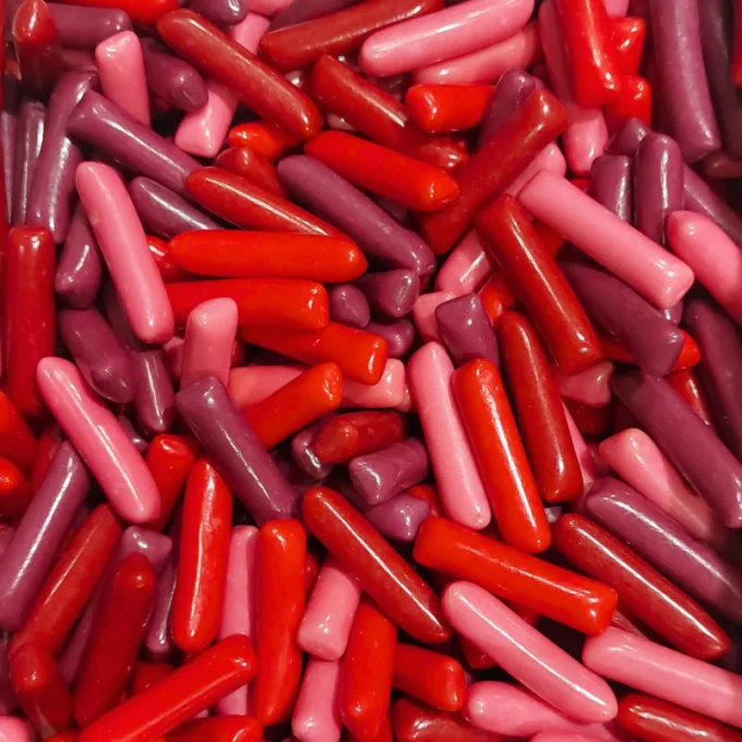 craies hitschies fruits rouge (les 100g)dlc: 02/27 lot: L0150280 5C09 15233